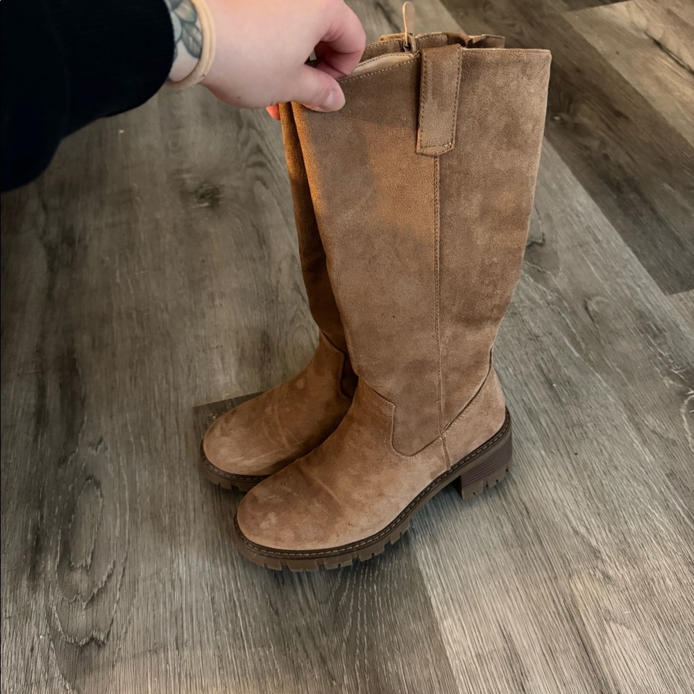 Women’s Faux Suede tall boots